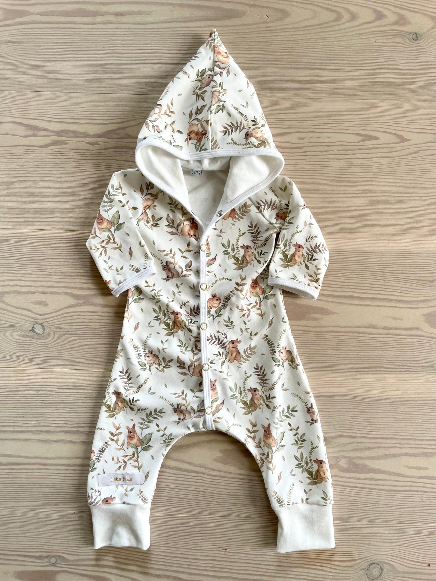 Baggydress med luva, Lo