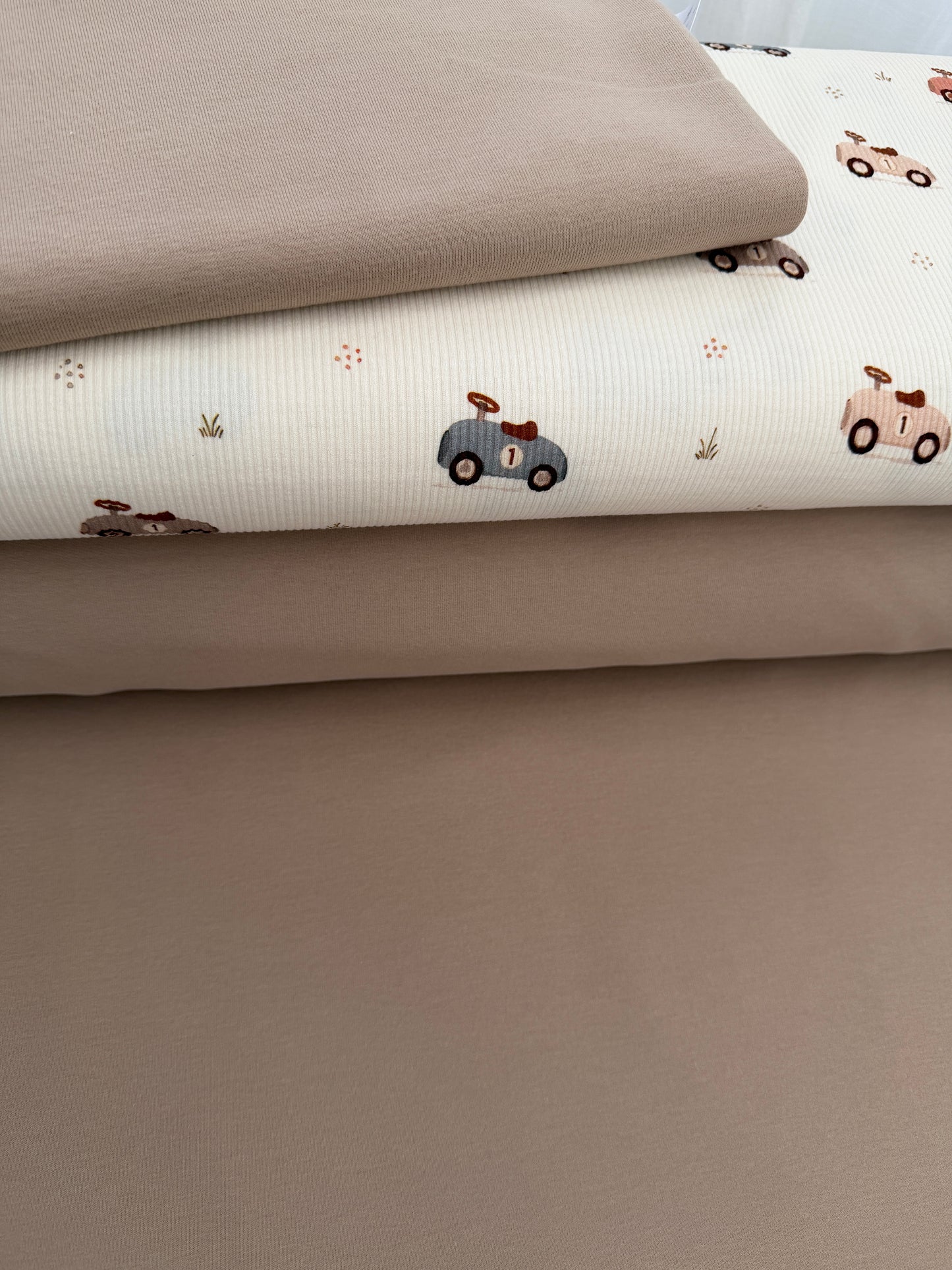 Rib jersey bilar
