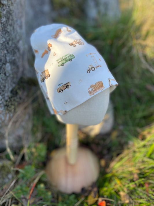 Mössa i mjuk trikå, bilar 52/54, 40/42