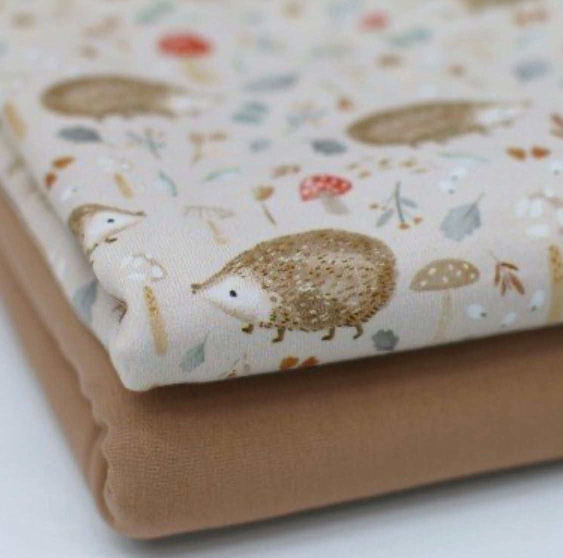 Trikåtyg igelkottar