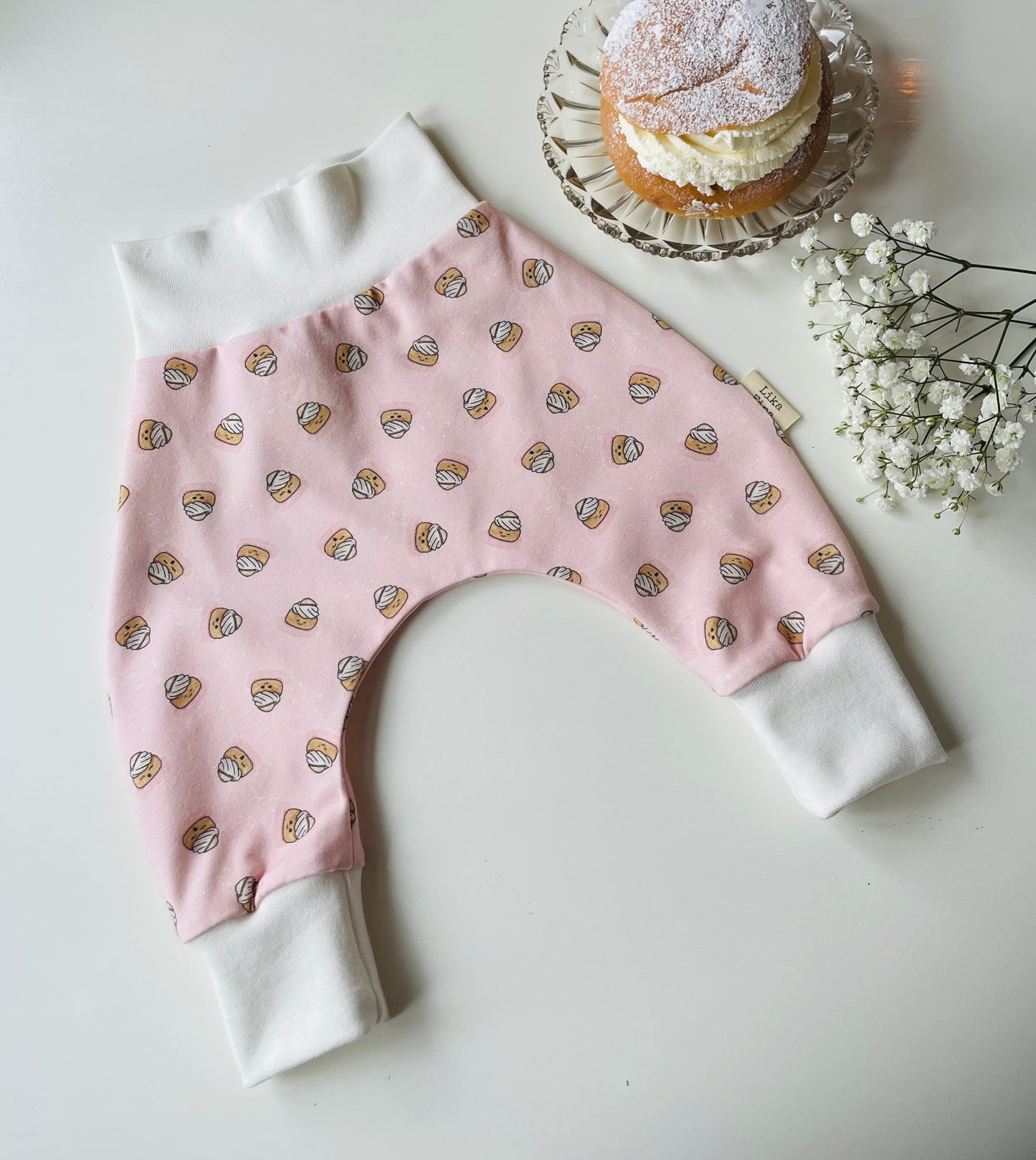 Baggybyxa med semlor