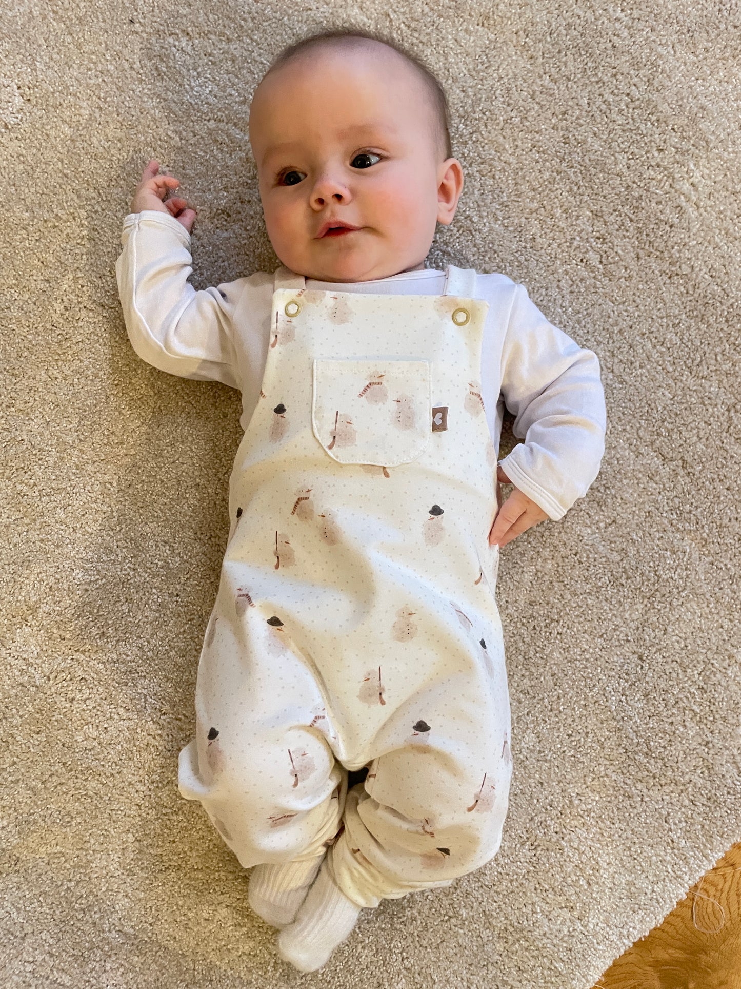 Symönster - Hängselbyxan Lilly Stl 50, 56, 62, 68, 74, 80